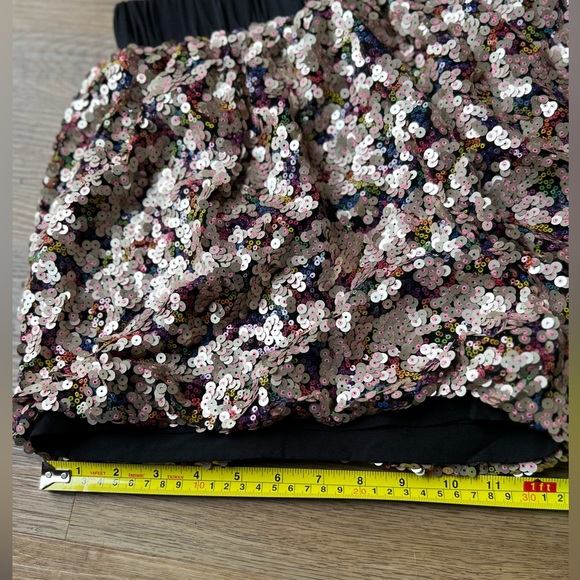 Sparkle For You Shorts 🎀 - Picture 6 of 8